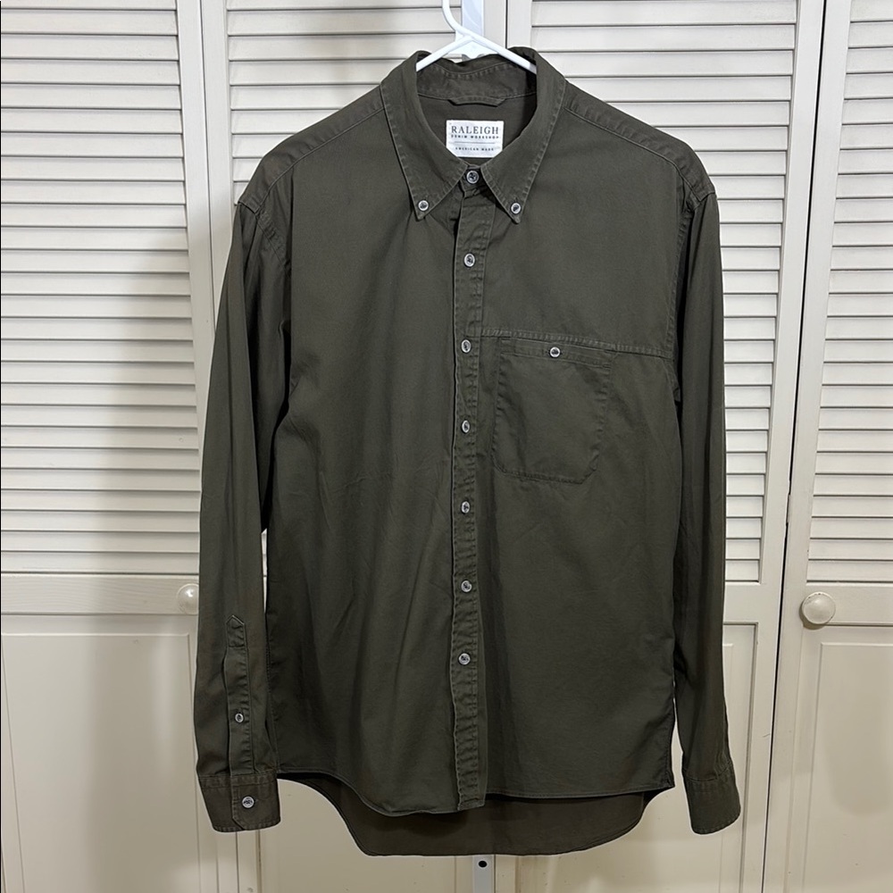 RALEIGH Green Casual Button Down Shirt with Classic Collar XL